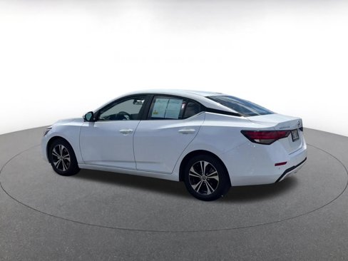 Used 2021 Nissan Sentra SV image 10