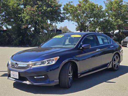 Used 2017 Honda Accord Sport image 8