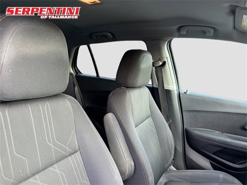 Used 2017 Chevrolet Trax LT image 27
