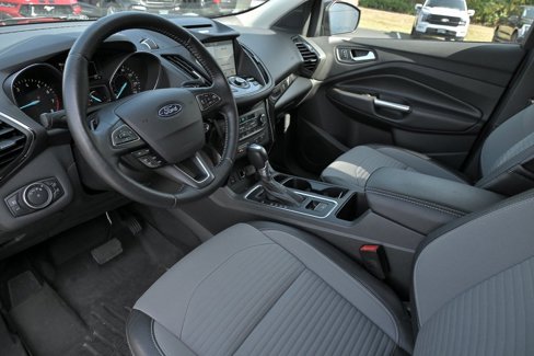 Used 2017 Ford Escape Titanium image 14