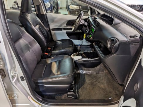 Used 2012 Toyota Prius C Three image 27