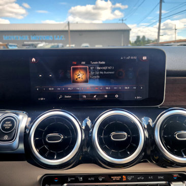 Used 2020 Mercedes-Benz GLB 250 4MATIC image 16