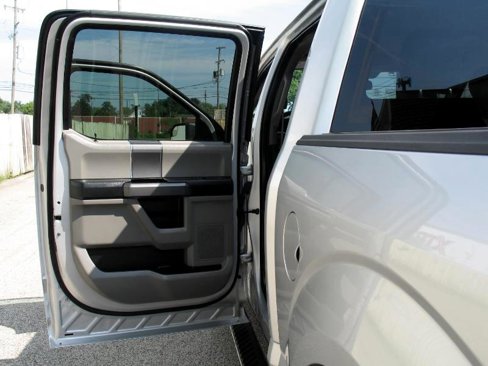 Used 2018 Ford F150 XLT w/ Equipment Group 302A Luxury image 15