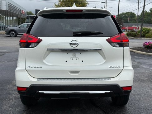 Used 2018 Nissan Rogue SV image 8