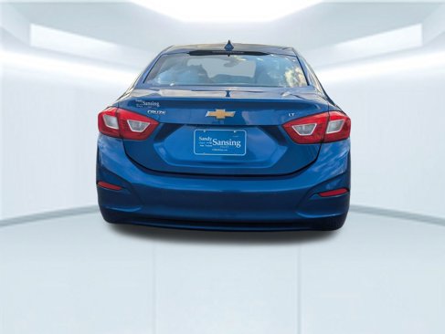 Used 2016 Chevrolet Cruze LT w/ Convenience Package image 5