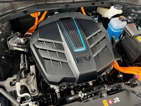 Used 2022 Kia Niro EX image 36