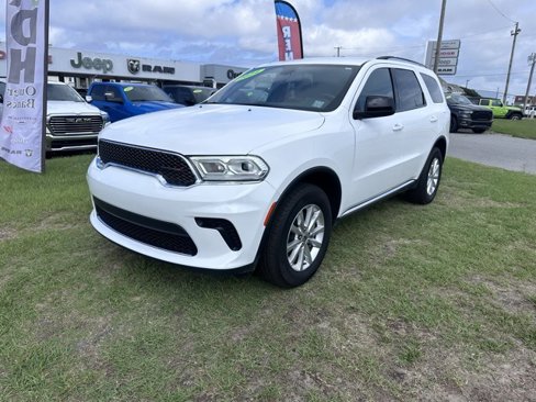 Certified 2024 Dodge Durango SXT image 3