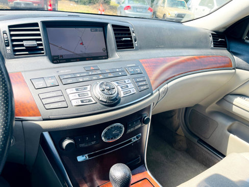 Used 2010 INFINITI M35 x w/ Technology Pkg image 15