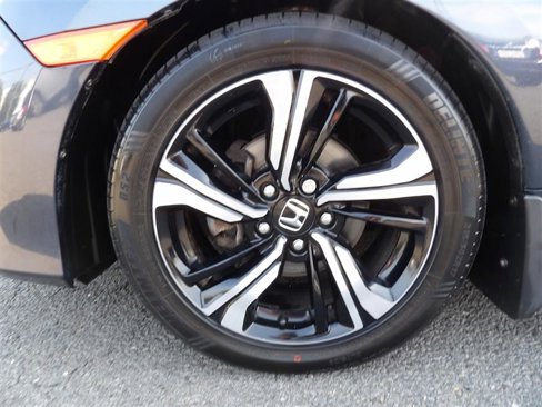Used 2017 Honda Civic Touring image 25
