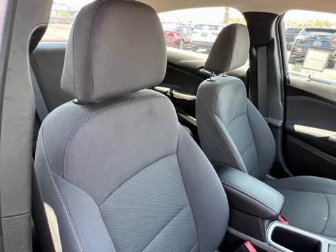 Used 2018 Chevrolet Cruze LS image 9