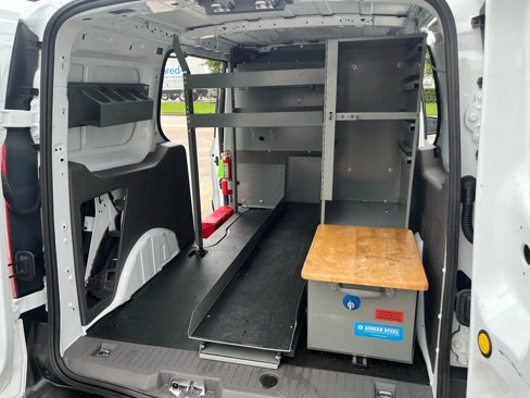 Used 2020 Ford Transit Connect XL image 11