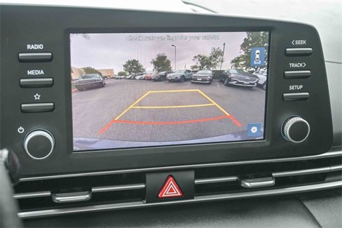 Certified 2023 Hyundai Elantra SEL image 25