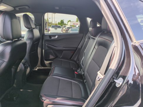 Used 2023 Ford Escape ST-Line image 15