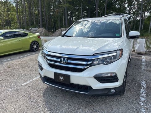 Used 2016 Honda Pilot Touring image 4