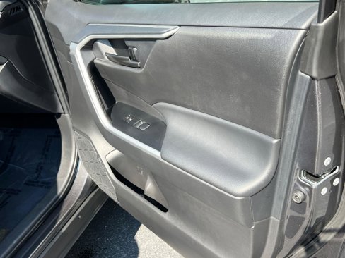 Used 2024 Toyota RAV4 LE image 15