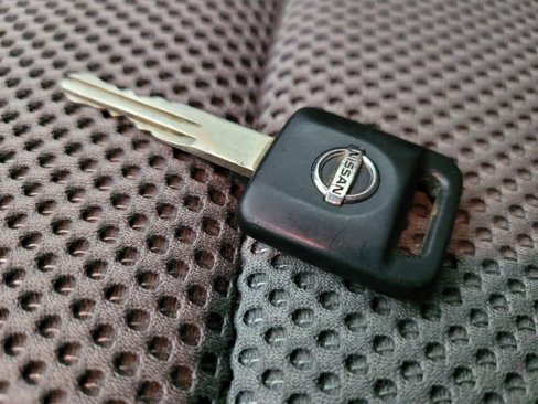 Used 2016 Nissan Frontier SV image 32