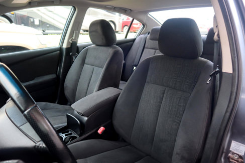 Used 2010 Nissan Altima 3.5 SR w/ Sport Pkg image 55