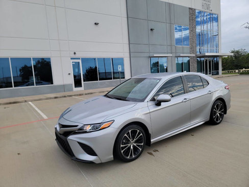 Used 2020 Toyota Camry SE image 19