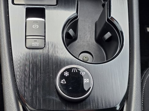Used 2023 Nissan Rogue SV image 20