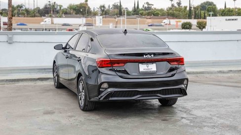 Used 2023 Kia Forte LXS w/ LXS Technology Package image 7