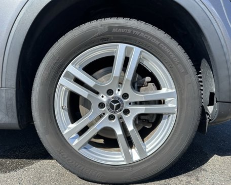Used 2022 Mercedes-Benz GLB 250 4MATIC image 11