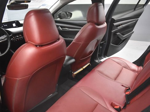 Used 2022 MAZDA MAZDA3 s image 13