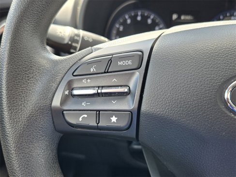 Certified 2022 Hyundai Kona SEL w/ Cargo Package image 23