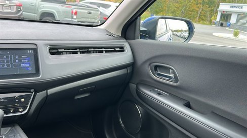 Used 2020 Honda HR-V EX image 24