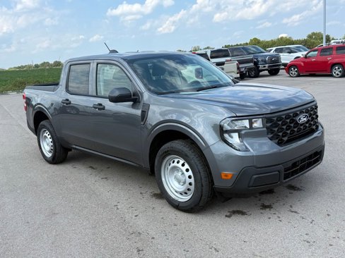 New 2025 Ford Maverick XL image 2