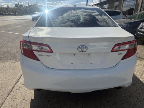 Used 2013 Toyota Camry SE image 13