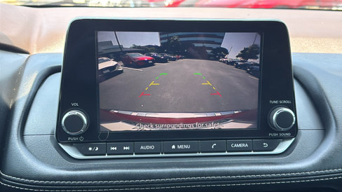 Used 2023 Nissan Rogue SV image 28