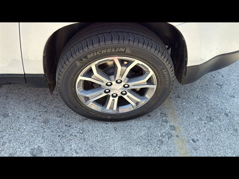 Used 2016 GMC Acadia SLT image 28