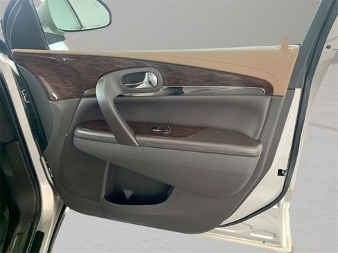 Used 2017 Buick Enclave Leather image 32