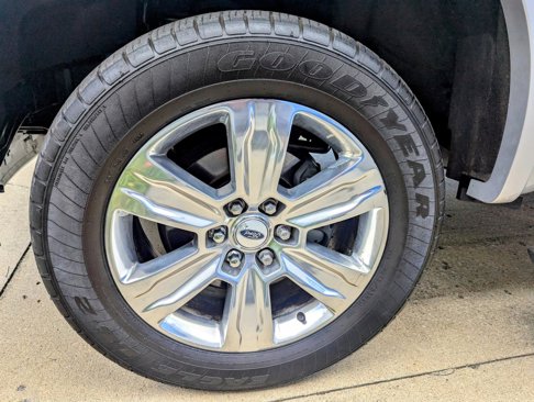 Used 2015 Ford F150 Platinum w/ Equipment Group 701A Luxury image 15