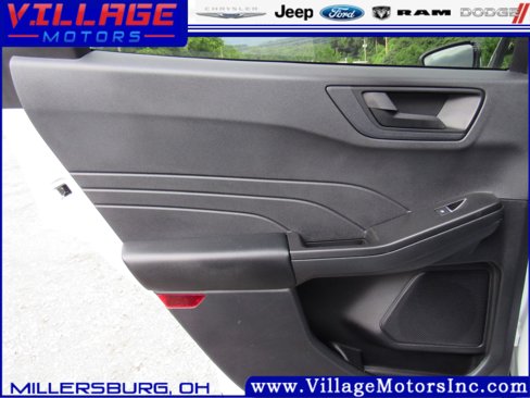 Used 2022 Ford Escape SE w/ SE Sport Appearance Package image 13