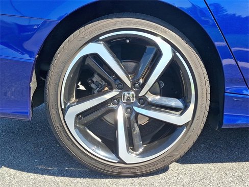 Used 2019 Honda Accord Sport image 8