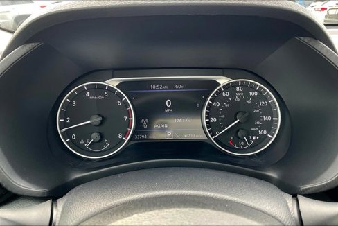Used 2024 Nissan Sentra SV image 18