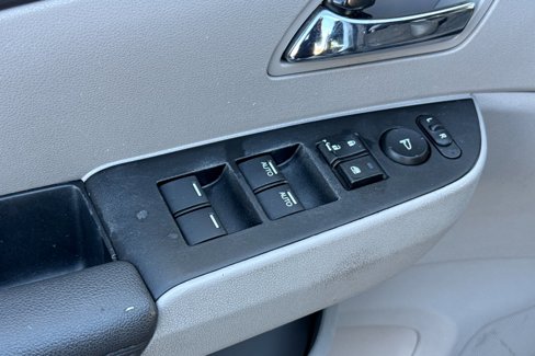 Used 2014 Honda Odyssey EX-L image 13