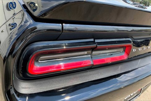 Used 2019 Dodge Challenger SXT image 25