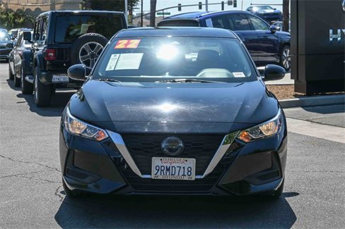 Used 2022 Nissan Sentra SV image 2