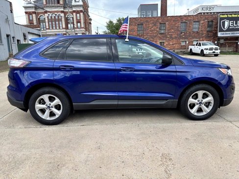 Used 2015 Ford Edge SE image 9
