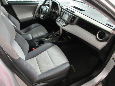 Used 2014 Toyota RAV4 XLE image 8