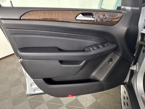 Used 2013 Mercedes-Benz ML 350 4MATIC image 22