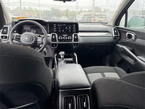 Used 2021 Kia Sorento LX image 19