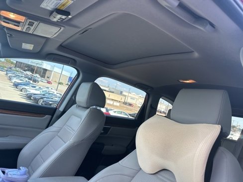 Used 2022 Honda CR-V Touring image 6