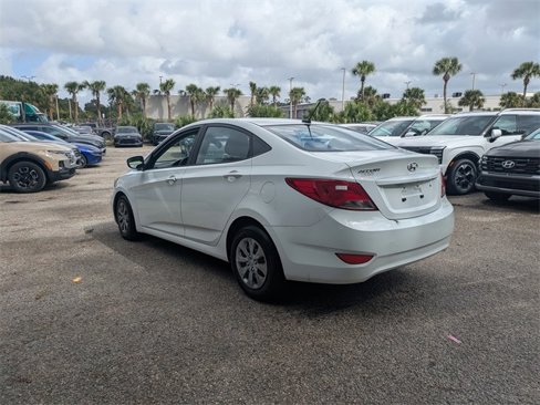 Used 2016 Hyundai Accent SE image 6