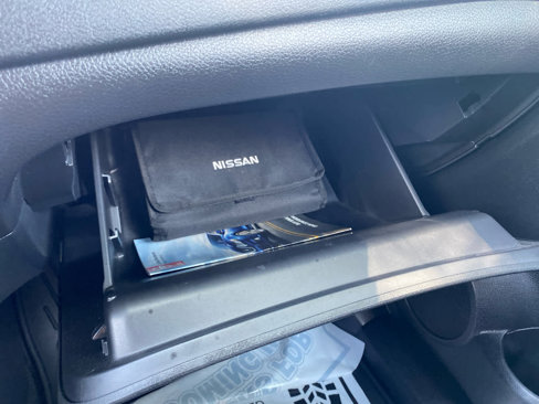 Used 2019 Nissan Rogue SV image 23