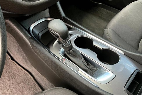 Used 2021 Chevrolet Malibu LT image 14