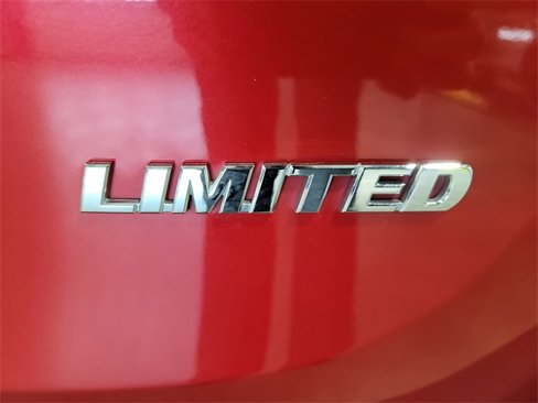 Used 2015 Toyota RAV4 Limited image 30