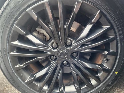 Used 2017 Nissan Maxima Platinum image 40
